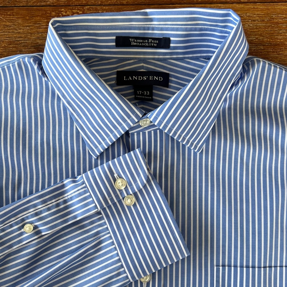 Lands’ End Mens Long Sleeve Button Up Shirt Blue White Stripe Wrinkle Free 17-33